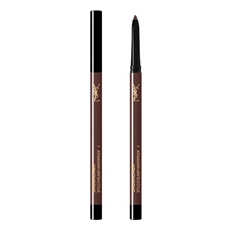 Parlak Bitişli Eyeliner