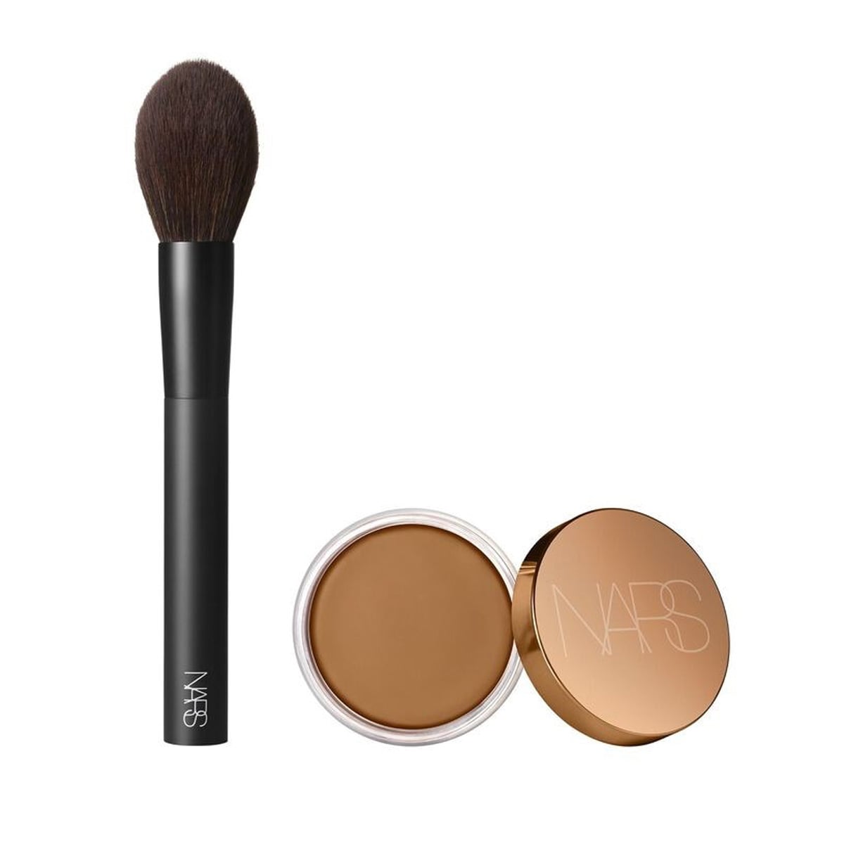 Cilde Sıcaklık & Boyut Kazandıran İkonik Bronzer & Fırça Seti